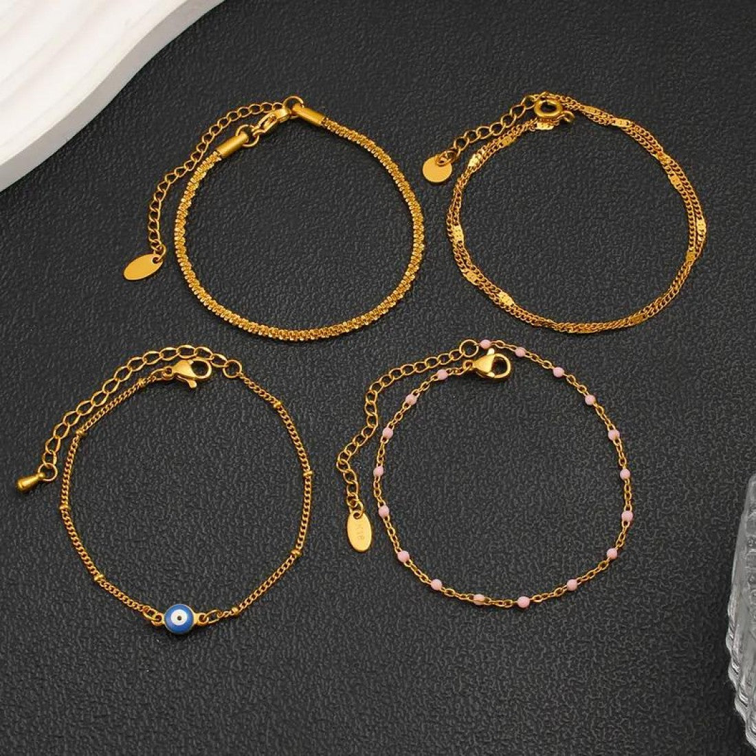 Vistabella Set of 4 Bracelets
